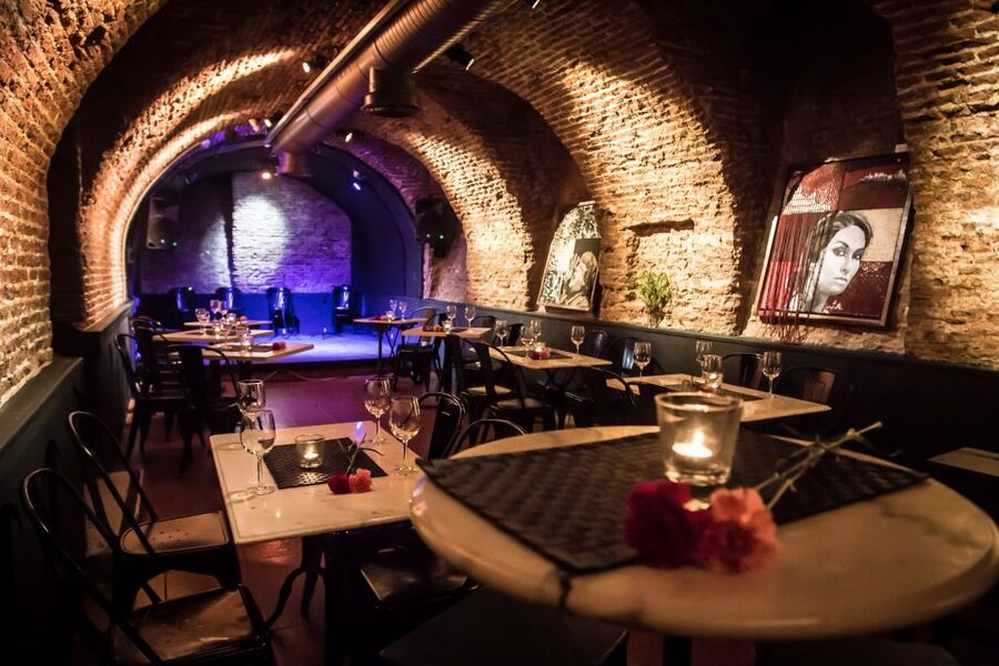 Madrid: La Cueva de Lola Flamenco Show Tickets with Drink - What kind of traveler should book this?