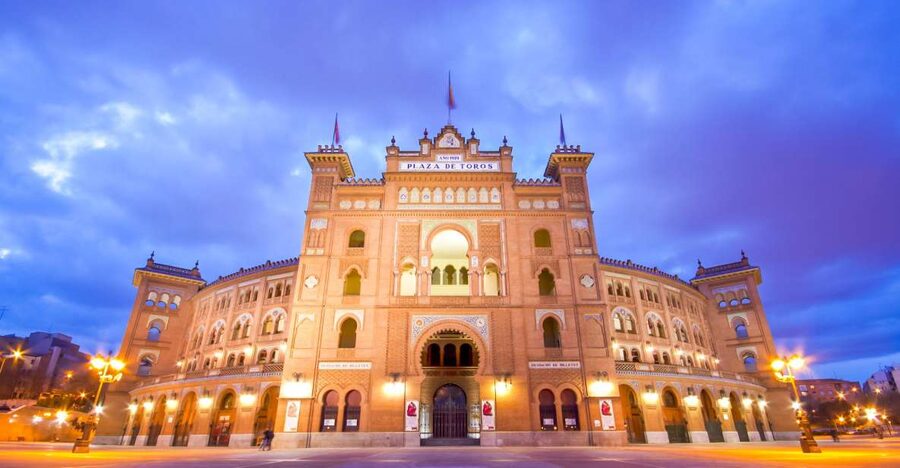 Madrid: Las Ventas Bullring Tour with Audio Guide - Las Ventas, a Neo-Mudéjar landmark built for 1929-style passion
