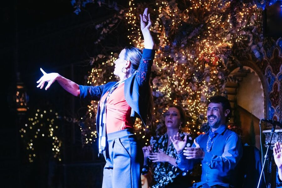 Madrid: Live Flamenco Show with Food and Drinks Options - Torres Bermejas in Madrid, where the room sets the mood
