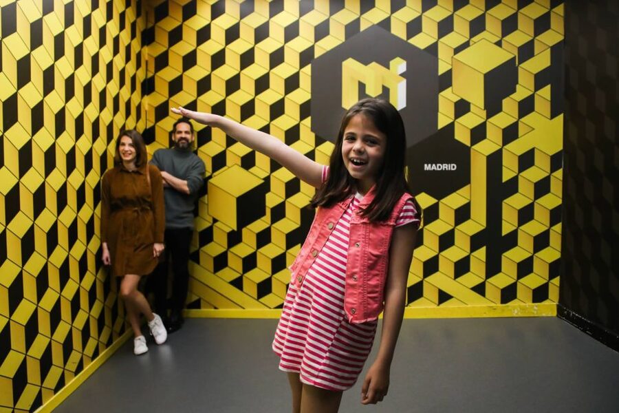 Madrid: Museum of Illusions Ticket - Photo rules you’ll thank yourself for