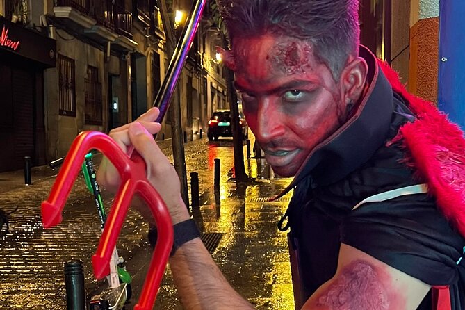 Madrid Oscuro: Torture, Ghosts, Crimes and Legends - Stop-by-stop: the legends behind the big, recognizable places