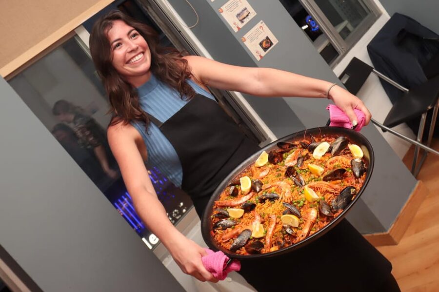 Madrid: Paella and Sangria Workshop in the City Center - Key things I’d remember before booking