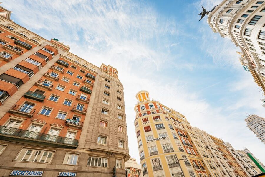 Madrid: Panoramic Route City Tour - Route 2 Green: Modern Madrid From Atocha to Bernabéu and Beyond