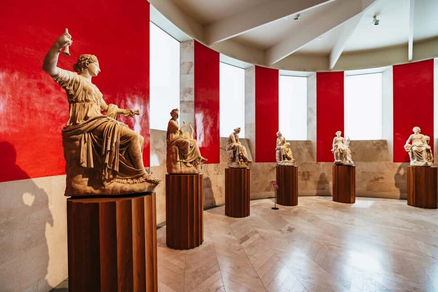 Madrid: Prado Museum Guided Tour with Skip-the-Line Ticket - Skip-the-line entry, then security and lockers you should plan for