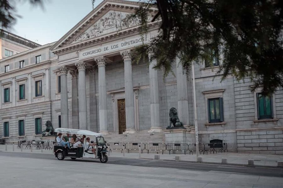 Madrid: Private City Tour by Eco Tuk Tuk - Why the electric tuk tuk works for Madrid