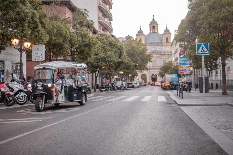 Madrid: Private City Tour by Eco Tuk Tuk - Neptune Fountain and the Prado corridor: where your eyes learn Madrid