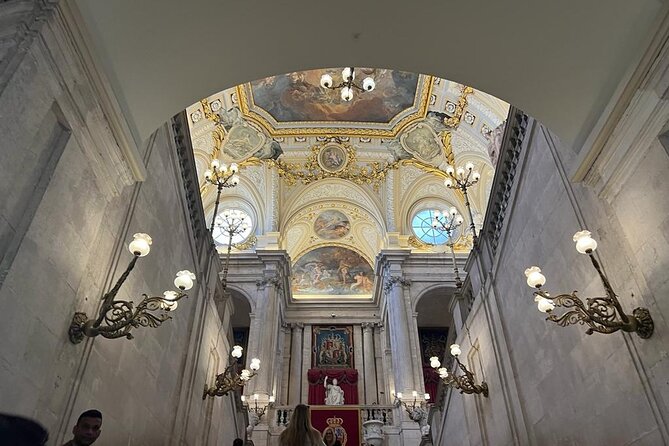 Madrid: Royal Palace Guided Tour with Skip the Line Ticket - Who This Tour Is Best For (and Who Should Skip It)