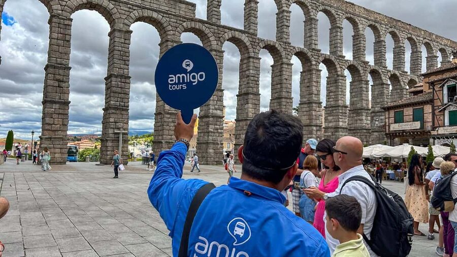 Madrid: Segovia, Ávila & Toledo Day Trip with Optional Lunch - Lunch in Segovia: cochinillo is optional, timing is not