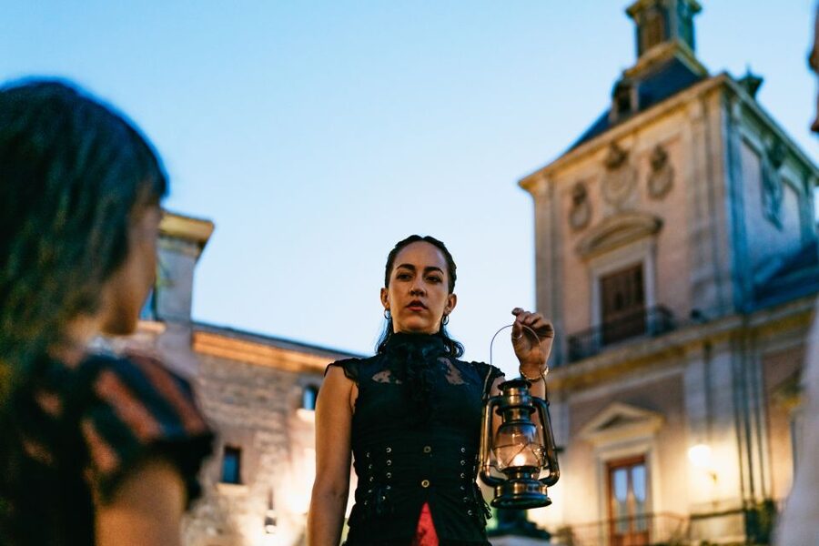 Madrid: Spanish Inquisition and Legends Evening Walking Tour - Lantern-Light Inquisition Stories Start at Plaza de la Provincia