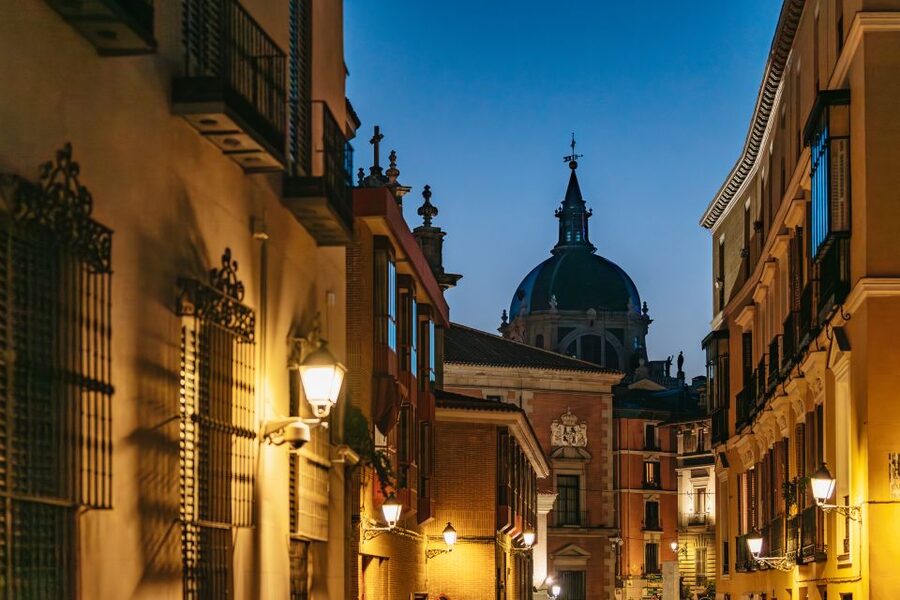 Madrid: Spanish Inquisition and Legends Evening Walking Tour - Should You Book This Spanish Inquisition and Legends Walking Tour?