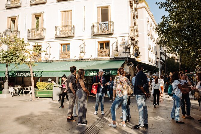 Madrid Tapas & Taverns Small Group Food & History Tour - Plaza Mayor and Puerta del Sol: the sightline break