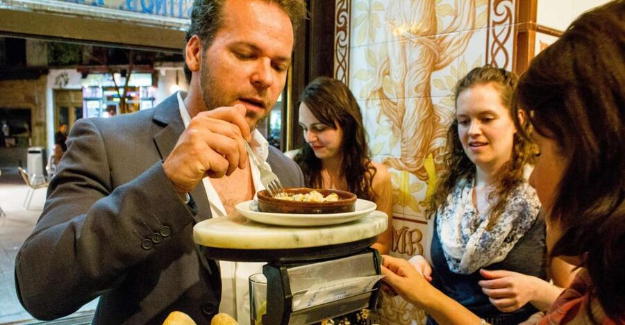 Madrid: Tapas & Wine Tasting Tour with Local Guide - Key Things That Make This Tapas and Wine Tour Worth It
