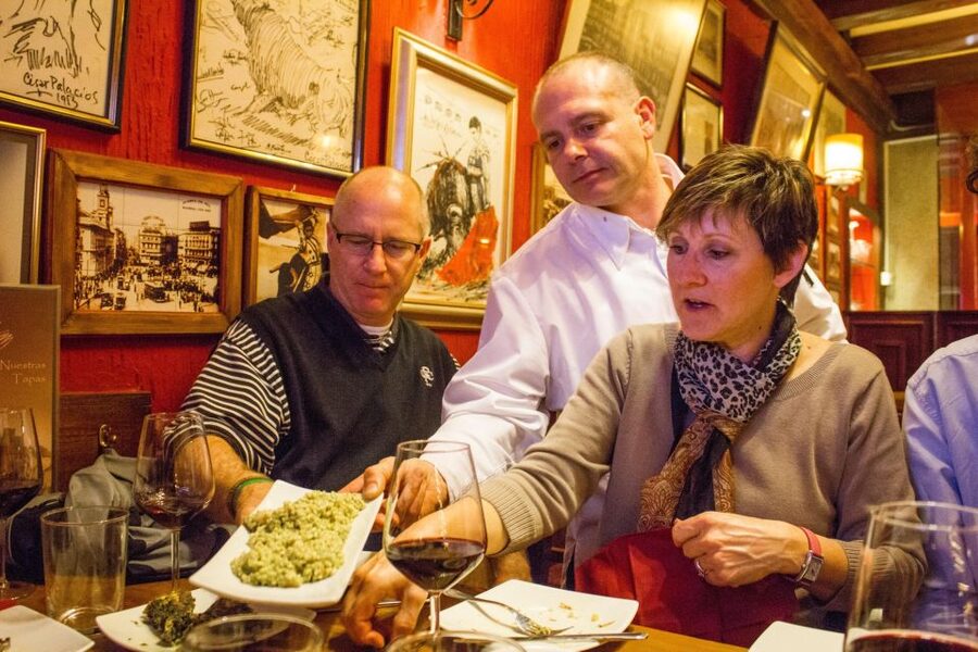 Madrid: Tapas & Wine Tasting Tour with Local Guide - The 12 Tapas Set: Big Enough for Lunch or Dinner