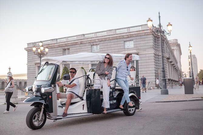 Madrid Welcome Tour with Local Guide in Eco Tuk Tuk Private - What this Eco Tuk Tuk tour actually gives you