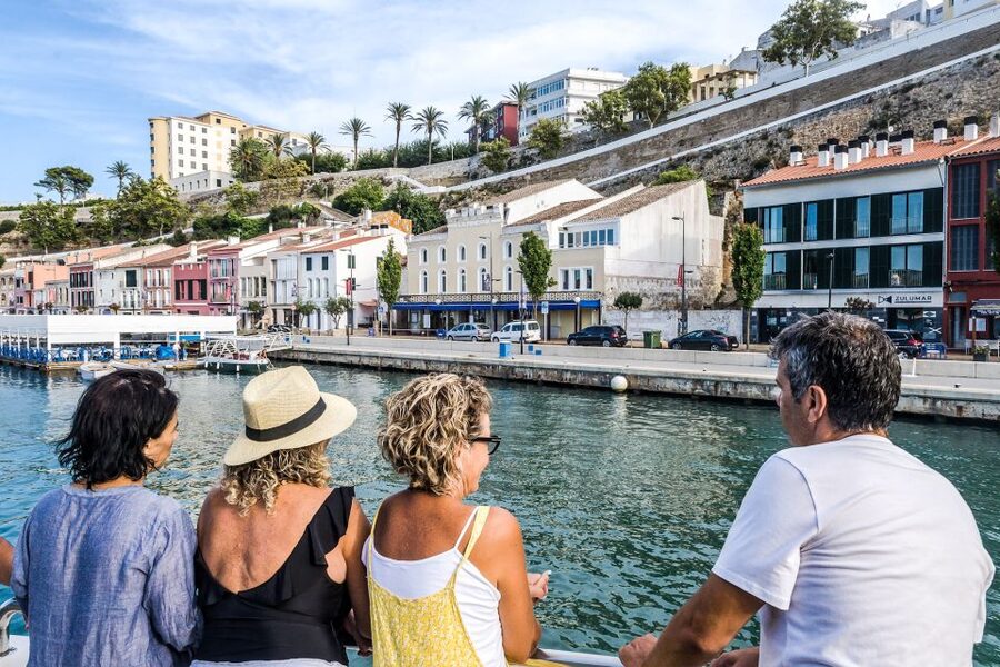 Mahon: Harbor Boat Tour with Underwater Viewing & Commentary - The underwater viewing cabin: what you’re likely to see, and what to expect