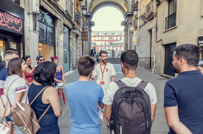 Majestic Madrid Walking Tour - Plaza del Callao and the 1950s cinema boom