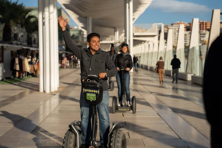 Malaga: 2-Hour Monumental Segway Tour - The guide is the real product here