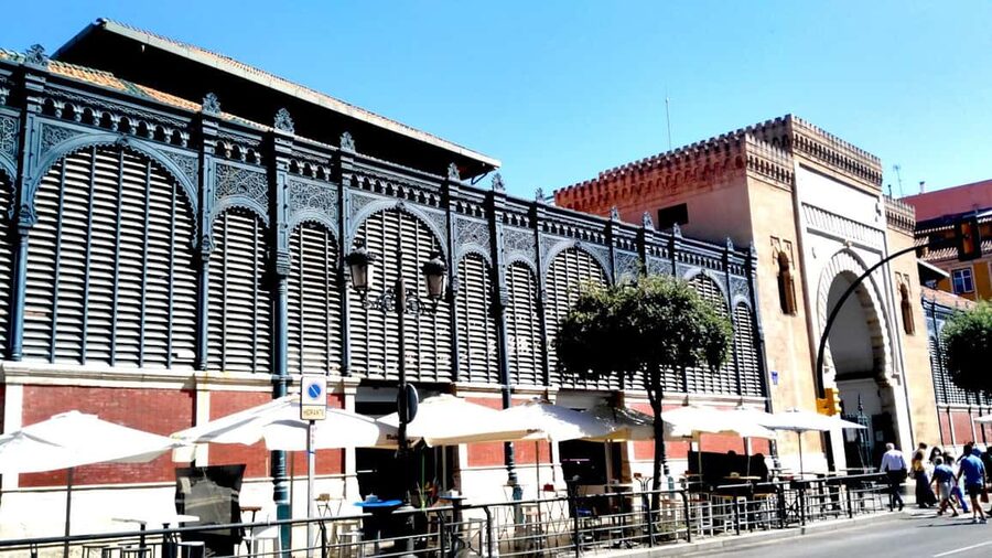 Málaga: 2h Walking Historical Tour–Art, Culture and Legends - Starting at Plaza de la Aduana, with the Alcazaba nearby