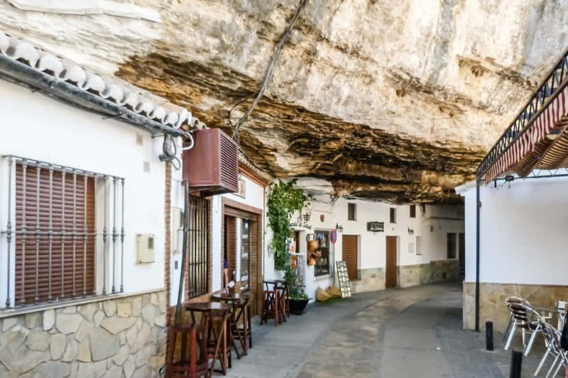 Málaga & Costa del Sol: Ronda and Setenil de las Bodegas - Free time in Ronda: make it yours after the bridge moment