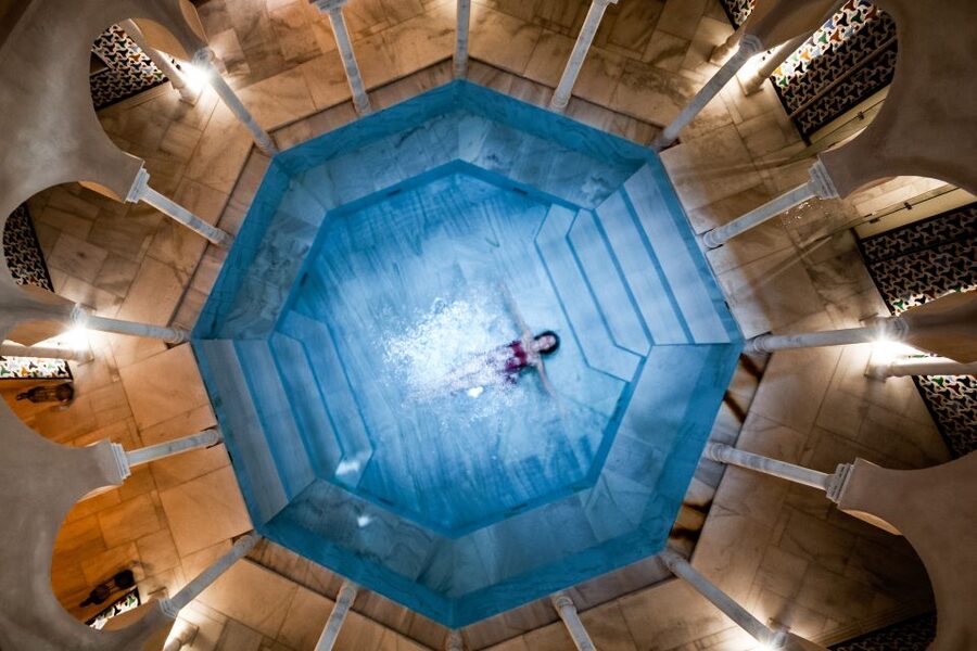 Malaga: Hammam Al Ándalus Entry Ticket with Massage - Aromatic Massage With Essential Oils: 15 or 30 Minutes