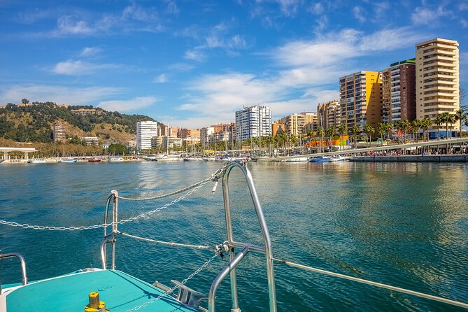 Malaga Private Walking Tour, Alcazaba & Catamaran Cruise - Alcazaba and Palacio Nazarí: Moorish Courtyards and Big Views