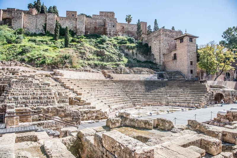 Málaga: Roman Theatre and Alcazaba Guided Tour - Roman Theater and Augustus: where you start seeing the timeline