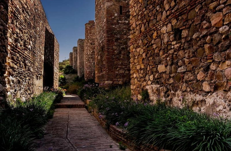 Málaga: Roman Theatre and Alcazaba Guided Tour - Meeting at the Cristal Pyramid: the one logistics detail that matters