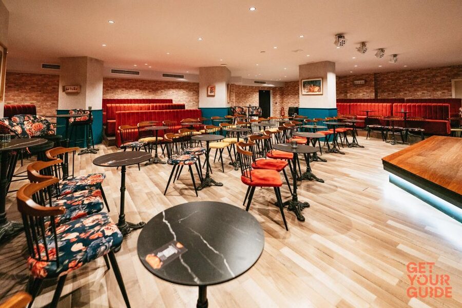 Malaga: Show and Food at Alegría Flamenco and Restaurant - What to watch for during the flamenco (and how not to miss the point)