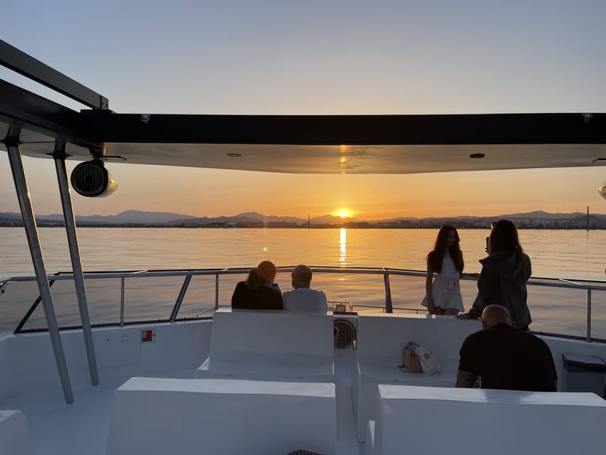 Málaga: Sunset Catamaran Trip - Getting to the Port: Fly Blue and Malaga’s Muelle Uno