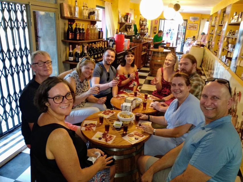 Málaga: Wine & Tapas Tour - Pass-by moments that add context: a quick look at Iglesia de San Juan