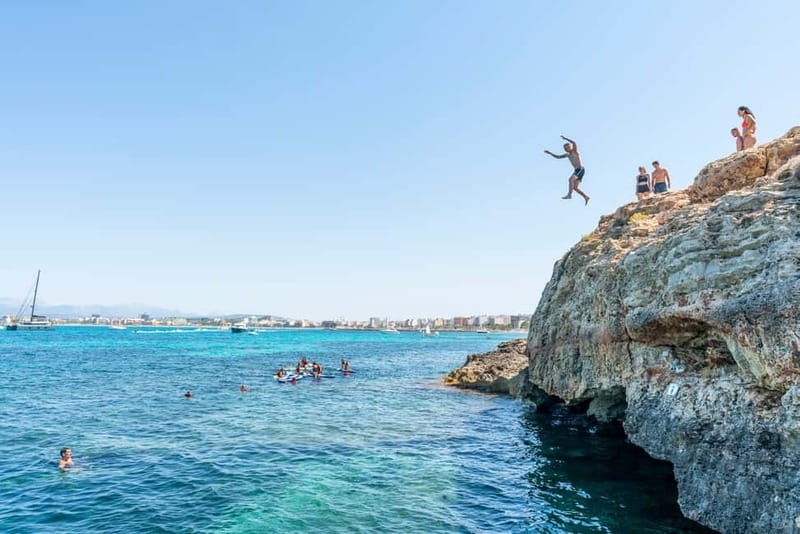 Mallorca: ATV /Quad Bike Tour - Guides, group control, and the photos that save your phone battery