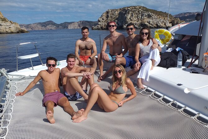 Mallorca Catamaran Small Group Cruise with Tapas 4-hours - Vegetarian and family-friendly moments that make it easier