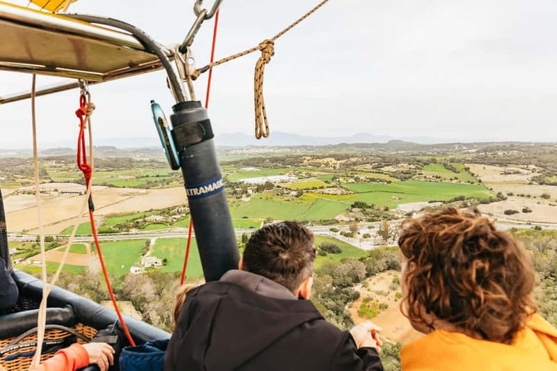Mallorca: Hot Air Balloon Flight with Private Options - Balloon Inflation, Crew Energy, and a Quick Safety Check