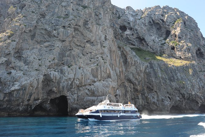 Mallorca in One Day Sightseeing Tour with Boat Ride and Vintage Train - The Vintage Train to Son Reus: Why People Love This Part