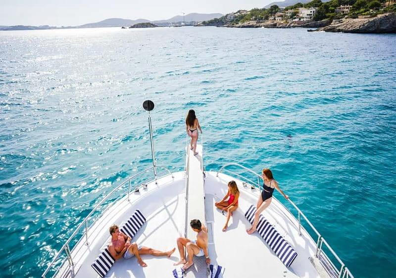 Mallorca: Palma Boat Tour & Snorkeling with Drink Included - Getting Onboard at Can Pastilla or Palma (and What That Changes)
