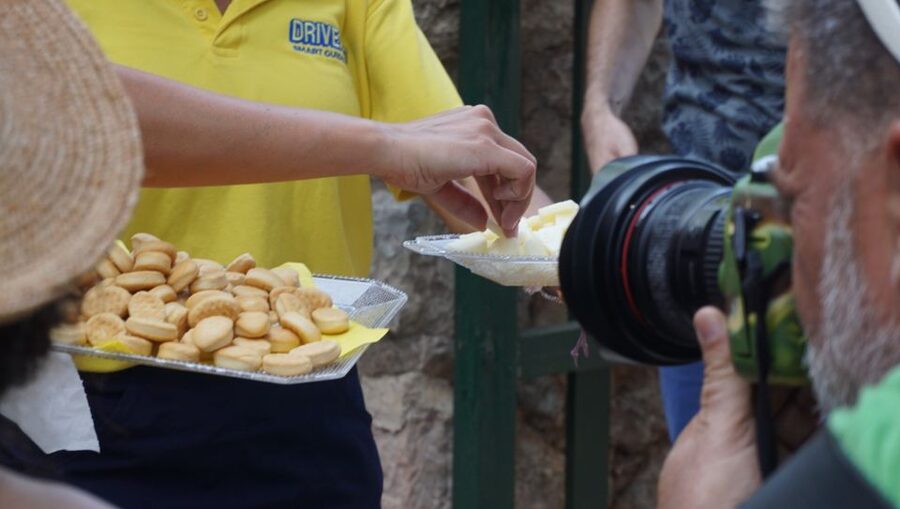 Mallorca: Tramuntana Mountains Tour with Local Guide & Lunch - Serra de Tramuntana photo stops: where the guide story matters most