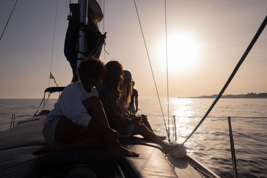 Marbella: Sailing & Dolphin Watching with Snacks and Drinks - Shared tour vs private sail, how the experience changes