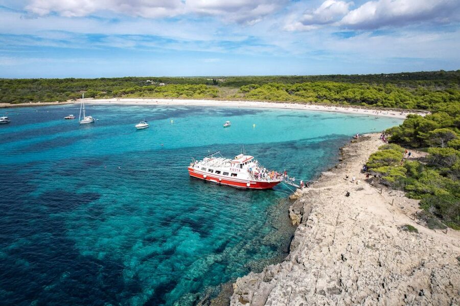 Menorca: Full-Day Boat Tour with Paella Lunch - Cala en Turqueta: the best payoff for your time