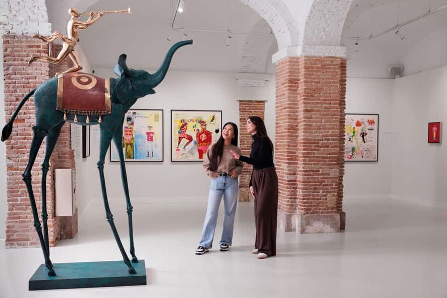 Moco Museum Barcelona: Modern & Contemporary Art - SixnFive digital art at the end: technology as a finishing move