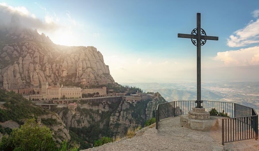 Montserrat & Cava Wineries Day Trip from Barcelona w/ Pickup - The drive to Penedès, why it’s not just a winery stop