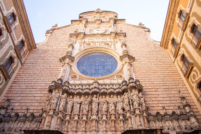Montserrat Full Day Tour with Farmhouse Lunch and Winery Visit - Bages Farmhouse Winery Lunch: A Real Taste of Catalonia
