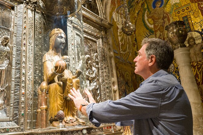 Montserrat Monastery Half Day Experience from Barcelona - Sant Joan funicular and the Saint Miguel cross plan for great photos
