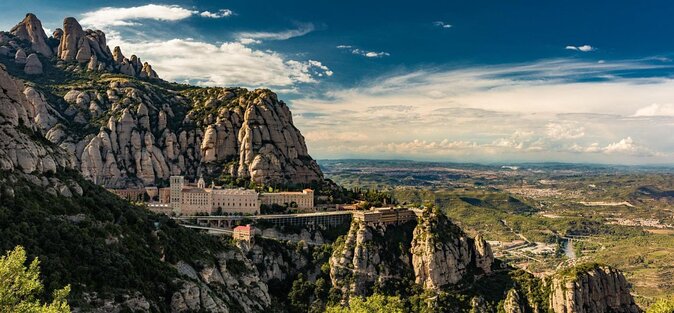 Montserrat Monastery Small Group or Private Tour Hotel pick-up - Why this Montserrat tour works well for most people