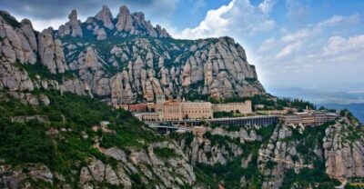 Montserrat: Morning or Afternoon Half-Day Trip with Pickup