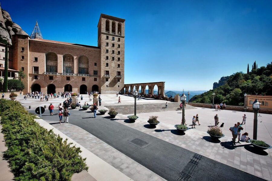 Montserrat Museum and Monastery Entry Ticket - Museum of Montserrat: art you can move through at your speed