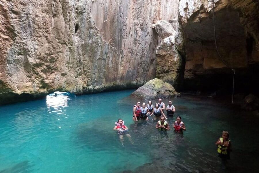 Moraig: Kayak Excursion to Moraig & Cave peces-testos - What’s included in the $55 per person value