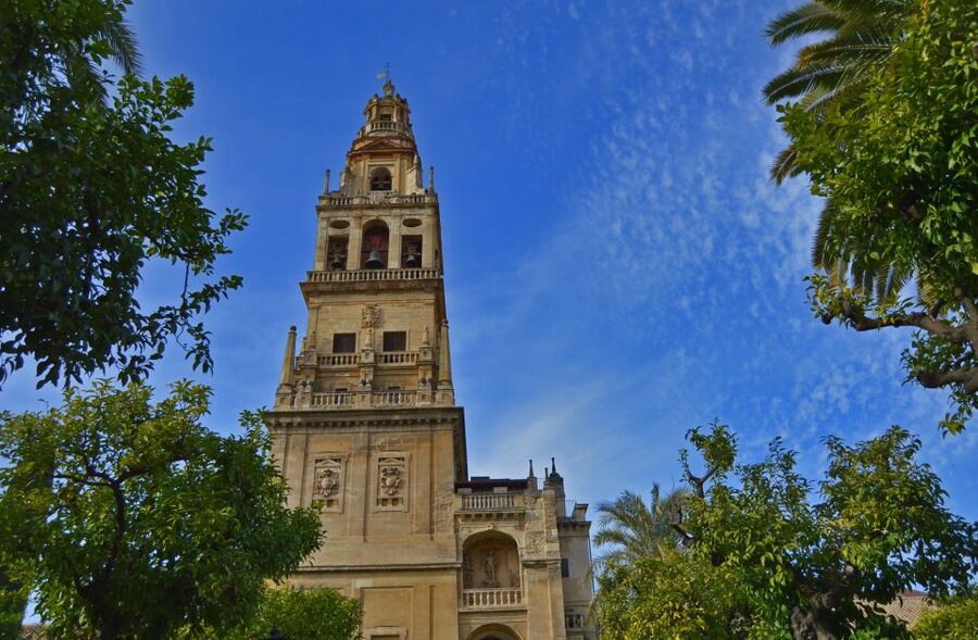 Mosque-Cathedral of Cordoba and Jewish Quarter Tour - The Jewish Quarter walk: synagogue area, Municipal Souk, and Maimonides