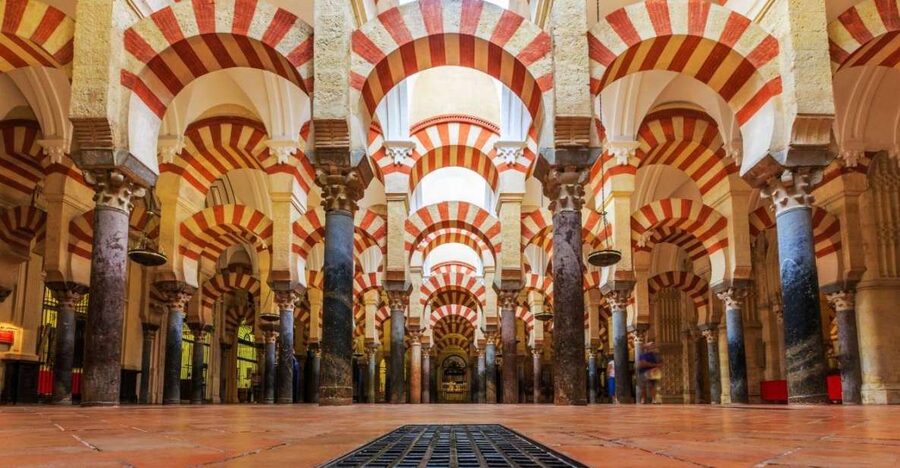 Mosque-Cathedral of Córdoba Guided Tour with Tickets - Quick hits before you go