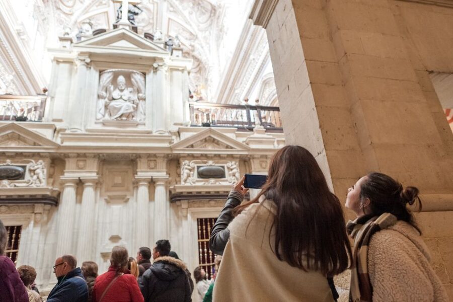 Mosque-Cathedral of Córdoba Guided Tour with Tickets - Córdoba’s Mosque-Cathedral: why the arches grab you
