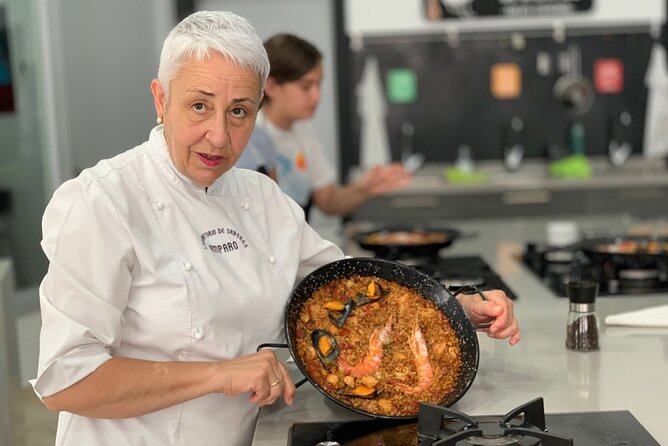 Paella Cooking Class in Malaga - Olive Oil Tasting and Andalusian Snacks Before the Paella
